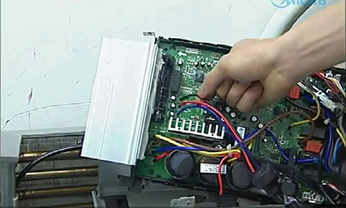 沁阳美的空调电话是多少